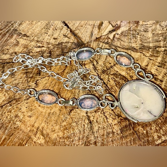 Solar Quartz Pendant Necklace - Picture 8 of 10